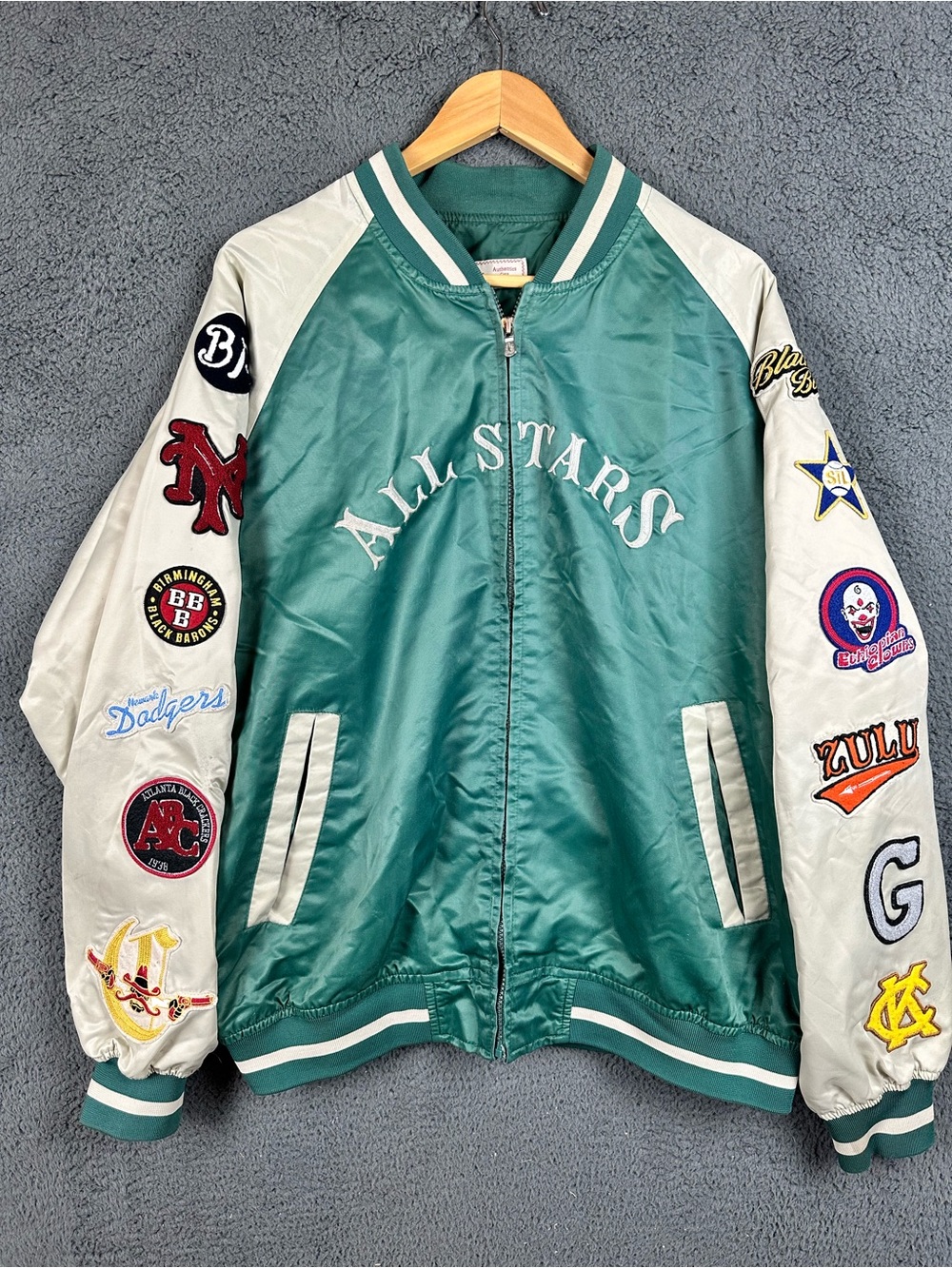 JC Freeman & Son Negro League Baseball All Stars Satin Bomber Jacket Green XXL